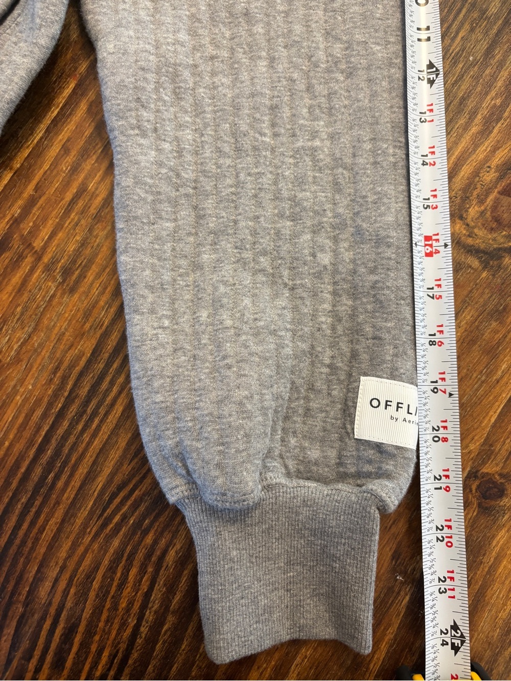 NWT OFFLINE by Aerie Gray Crewneck Pullover Sweatshirt Thumbholes Pockets S - Picture 10 of 13